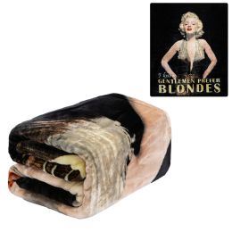 Plush Throw Blanket - Marilyn Monroe Gentlemen Prefer Blondes in Gold Dress - QUEEN BED 79"x 95" - Faux Fur Blanket For Beds, Sofa, Couch, Picnic, C